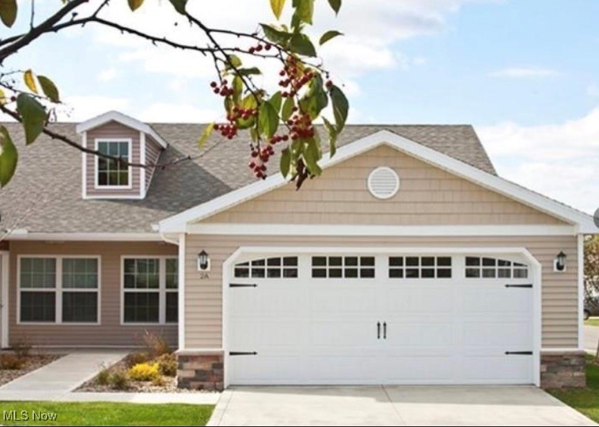 610 Hampshire Boulevard Avon Lake OH 44012