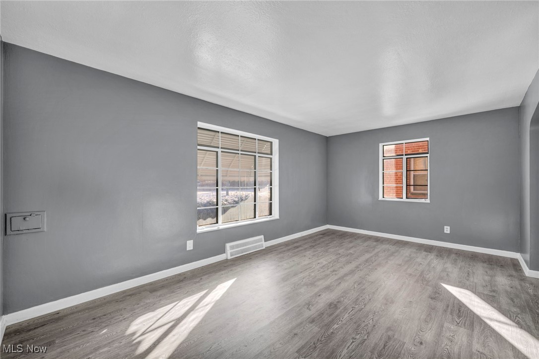 422 E 222nd Street Euclid OH 44123