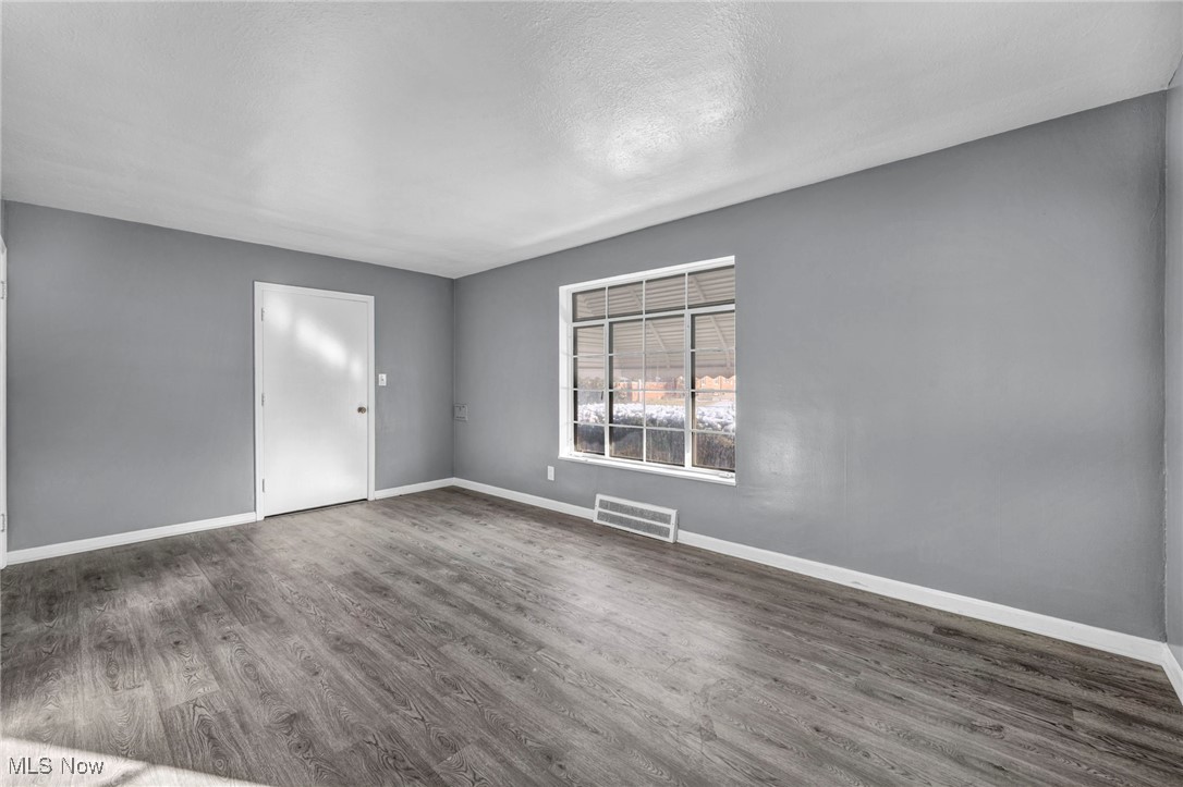422 E 222nd Street Euclid OH 44123