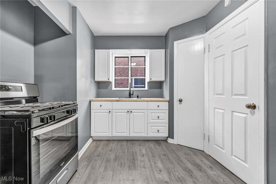 422 E 222nd Street Euclid OH 44123