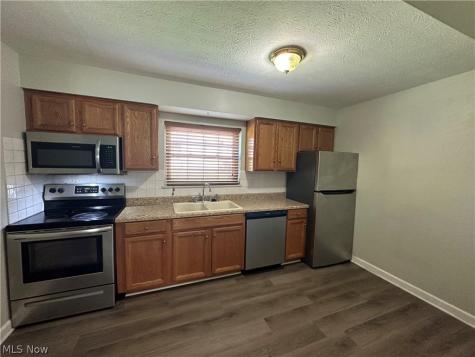 31624 N Marginal Drive Willowick OH 44095
