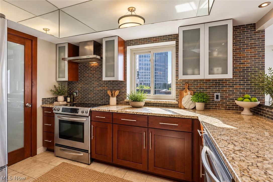 1444 W 10th Street Cleveland OH 44113