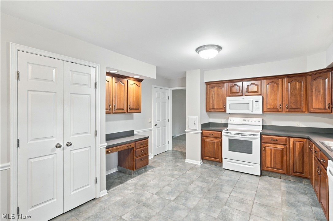 6832 Green Ridge Avenue Solon OH 44139