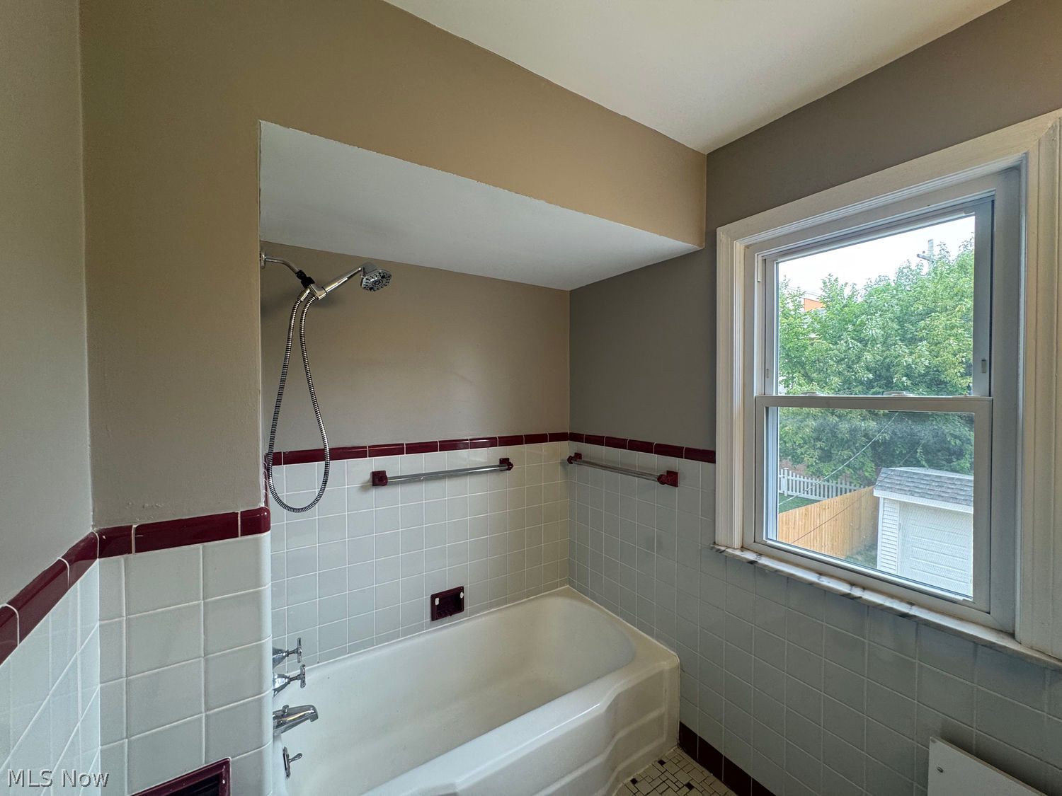 4049 Bushnell Road University Heights OH 44118