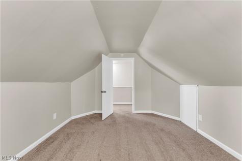 14205 Corridon Avenue Maple Heights OH 44137