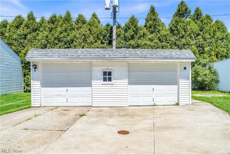 14205 Corridon Avenue Maple Heights OH 44137