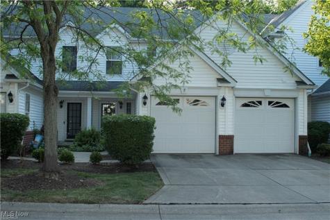 2042 W Reserve Circle Avon OH 44011