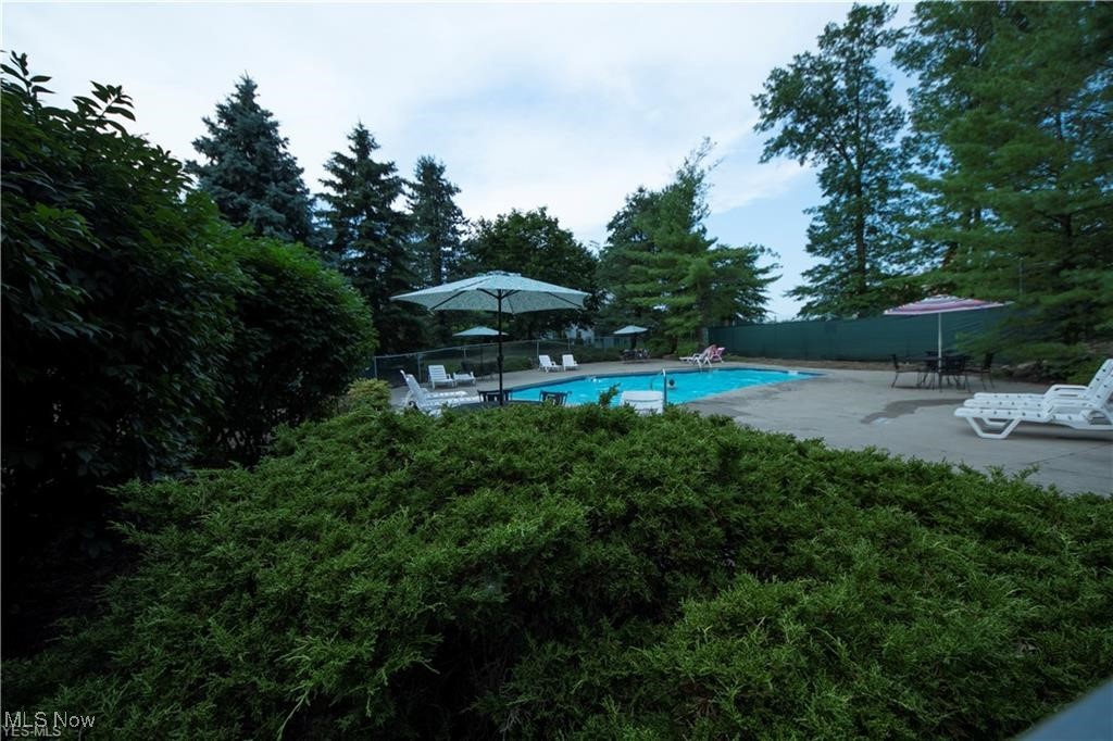 2042 W Reserve Circle Avon OH 44011