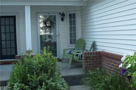 2042 W Reserve Circle Avon OH 44011