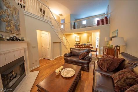 2042 W Reserve Circle Avon OH 44011
