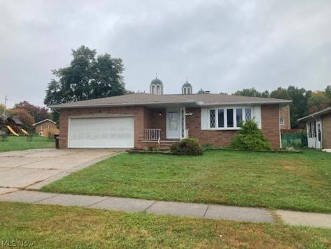 1201 Winchester Drive Parma OH 44134