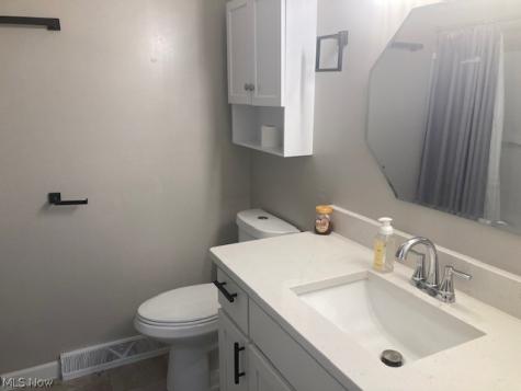 1201 Winchester Drive Parma OH 44134