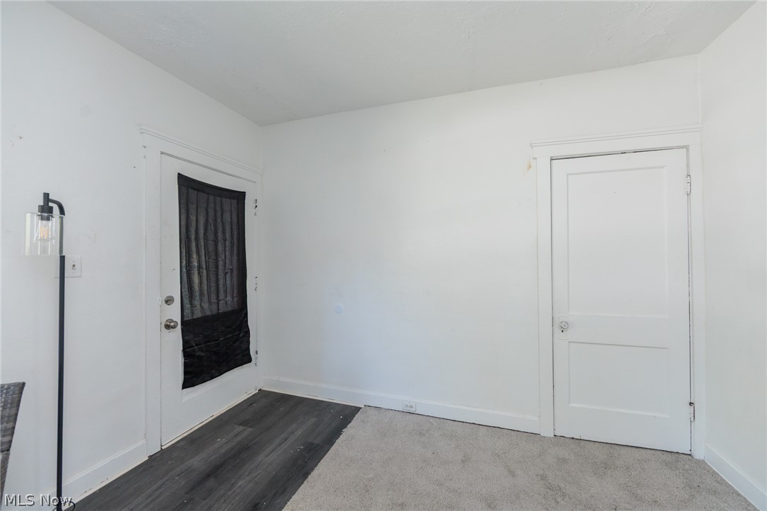 2035 Chesterland Avenue Lakewood OH 44107