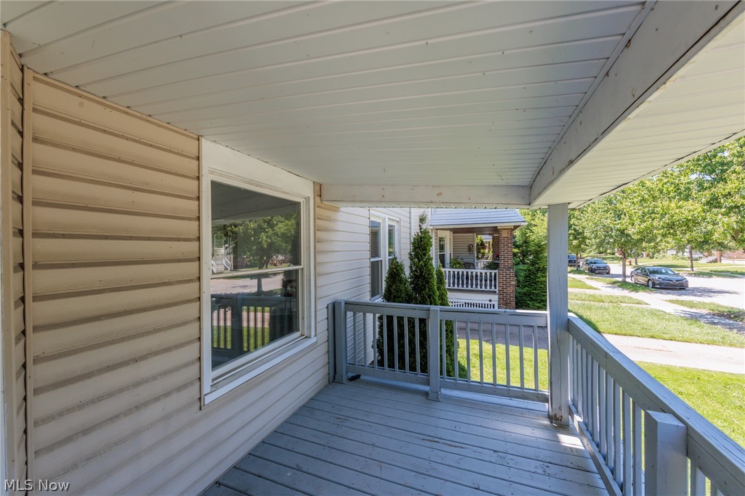 2035 Chesterland Avenue Lakewood OH 44107