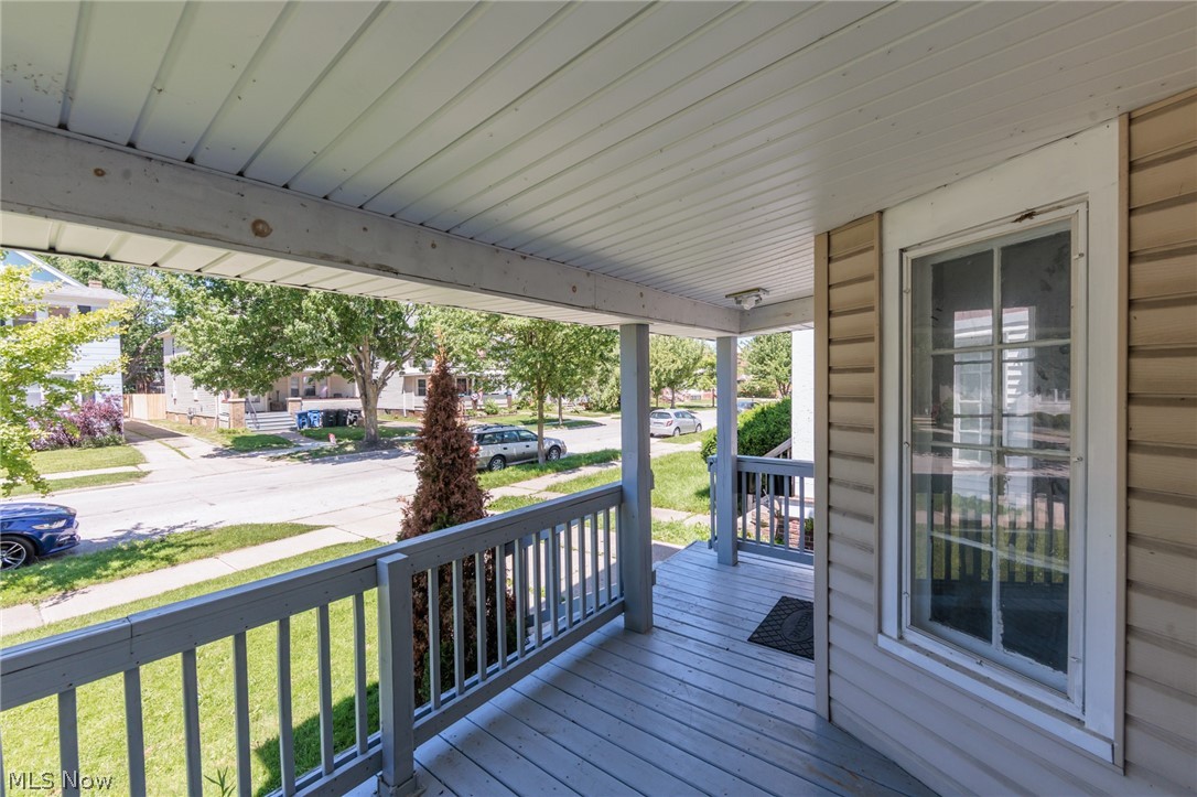 2035 Chesterland Avenue Lakewood OH 44107