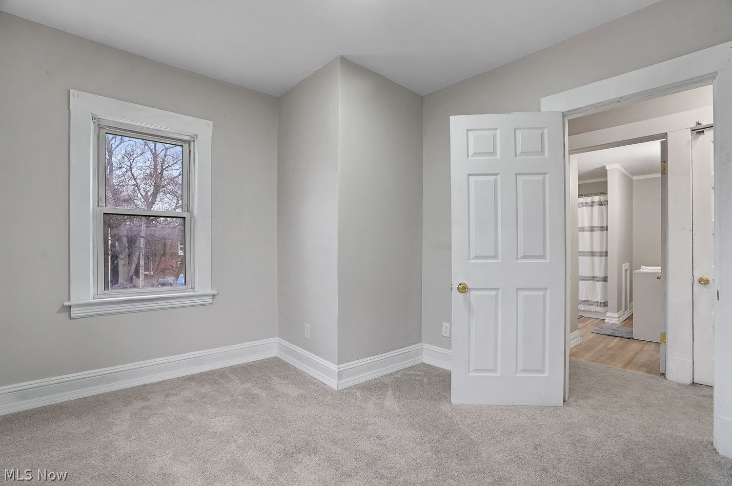8210 Dorver Avenue Cleveland OH 44105