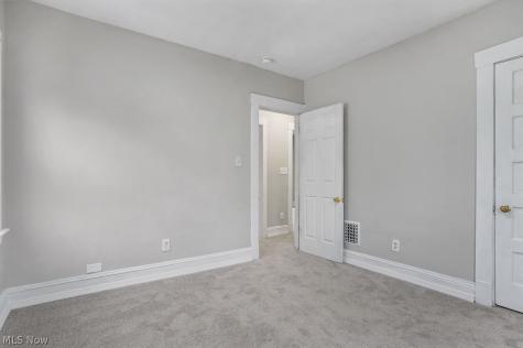 8210 Dorver Avenue Cleveland OH 44105