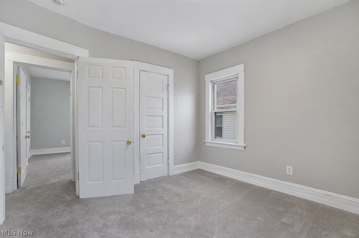 8210 Dorver Avenue Cleveland OH 44105
