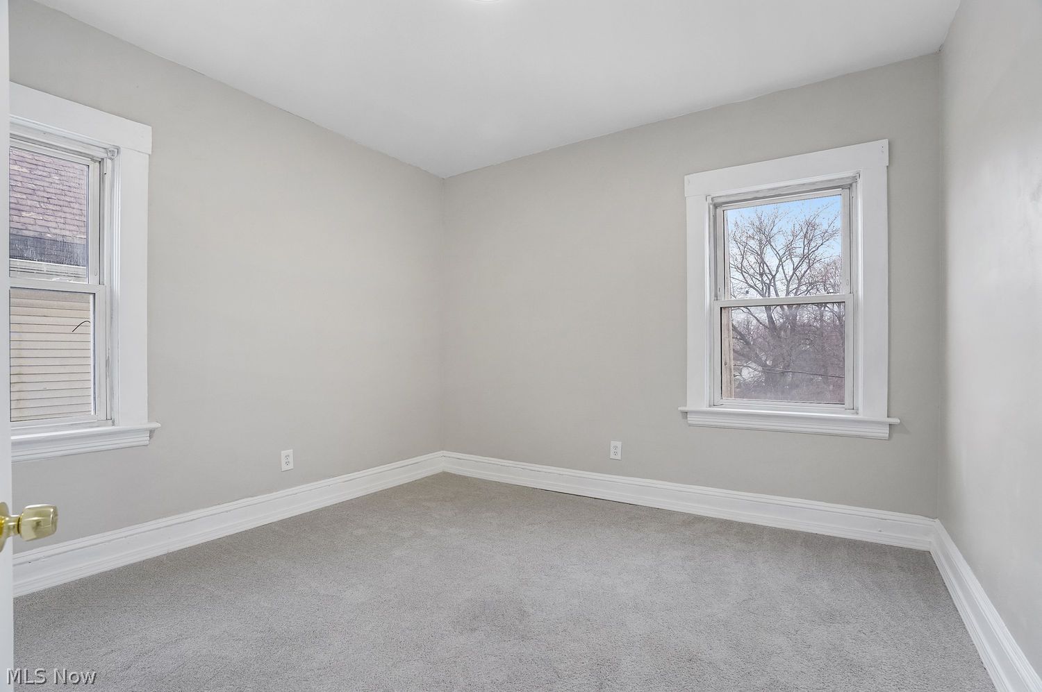 8210 Dorver Avenue Cleveland OH 44105
