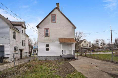 8210 Dorver Avenue Cleveland OH 44105
