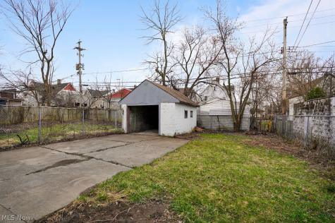 8210 Dorver Avenue Cleveland OH 44105