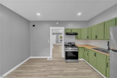 3209 Woodbridge Avenue Cleveland OH 44109