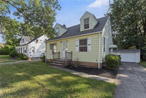 866 E 209th Street Euclid OH 44119