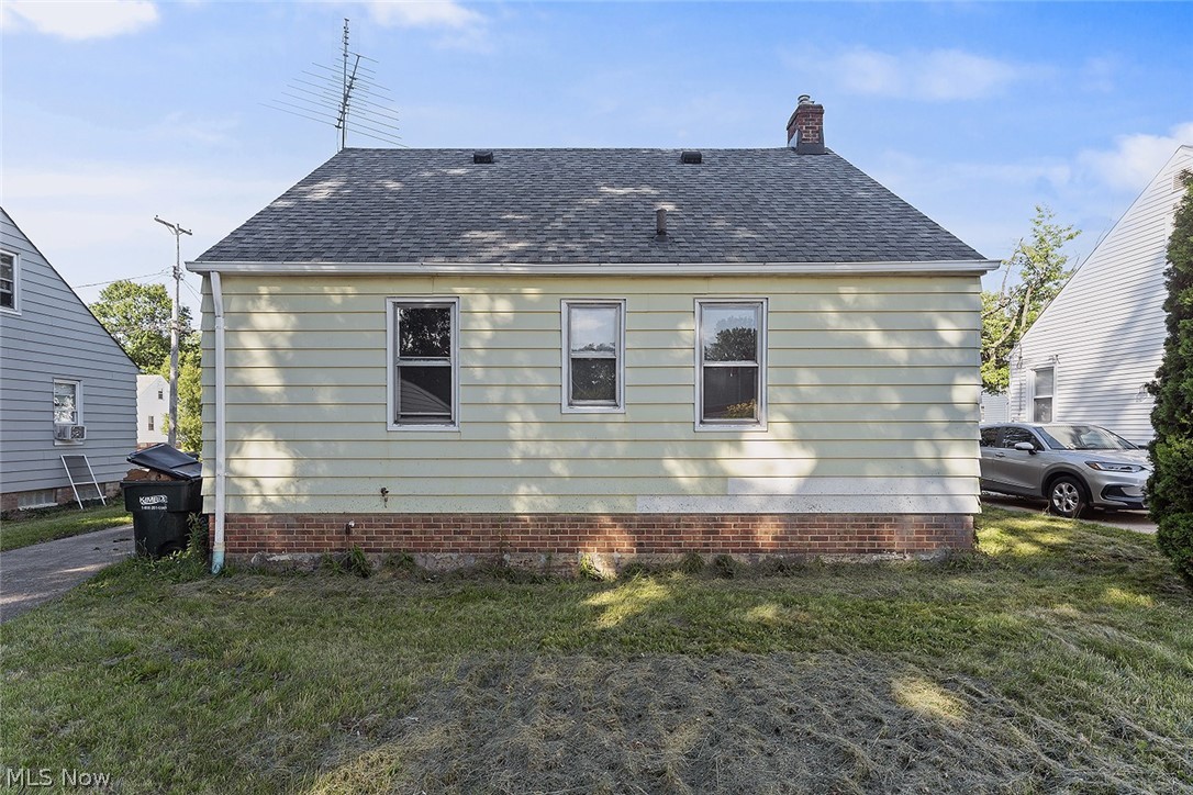 866 E 209th Street Euclid OH 44119
