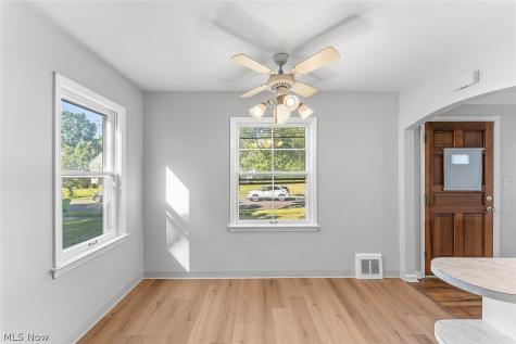 866 E 209th Street Euclid OH 44119