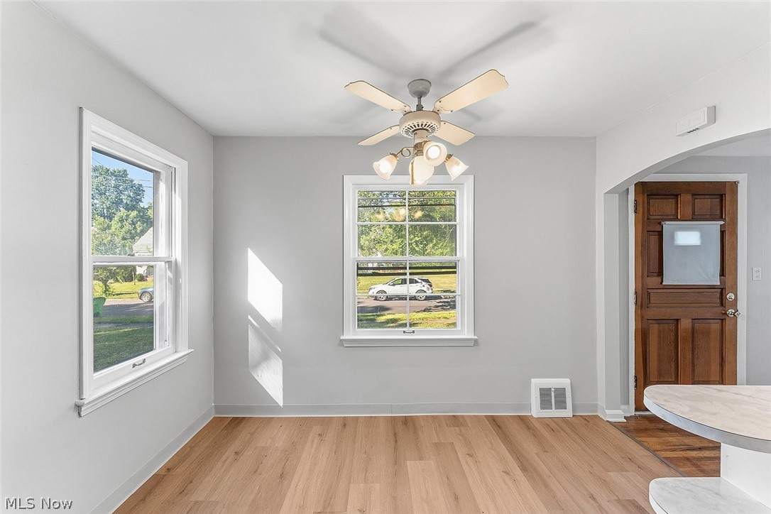 866 E 209th Street Euclid OH 44119