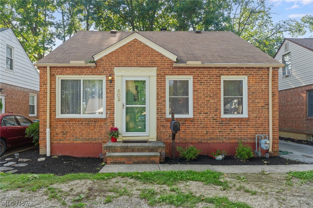602 Huntmere Drive Bay Village OH 44140
