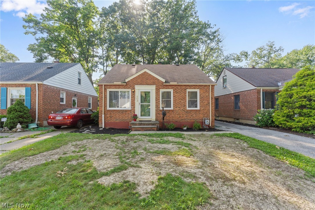 602 Huntmere Drive Bay Village OH 44140