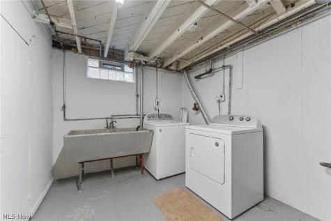 602 Huntmere Drive Bay Village OH 44140