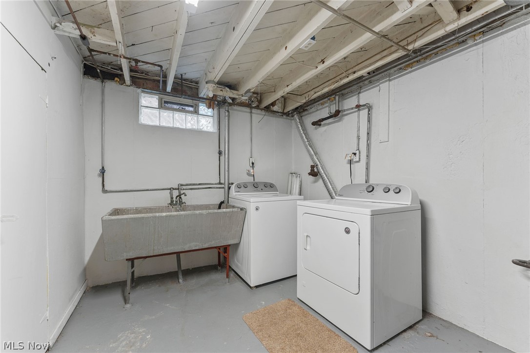 602 Huntmere Drive Bay Village OH 44140