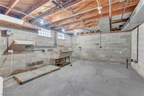 5603 Laverne Avenue Parma OH 44129