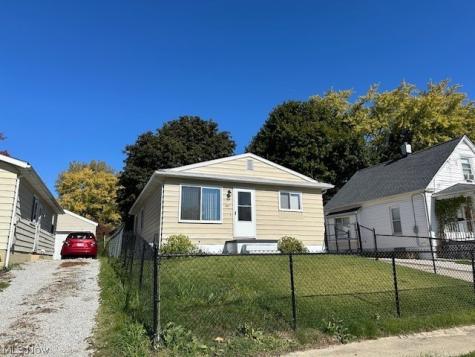 807 Albemarle Avenue Cuyahoga Falls OH 44221