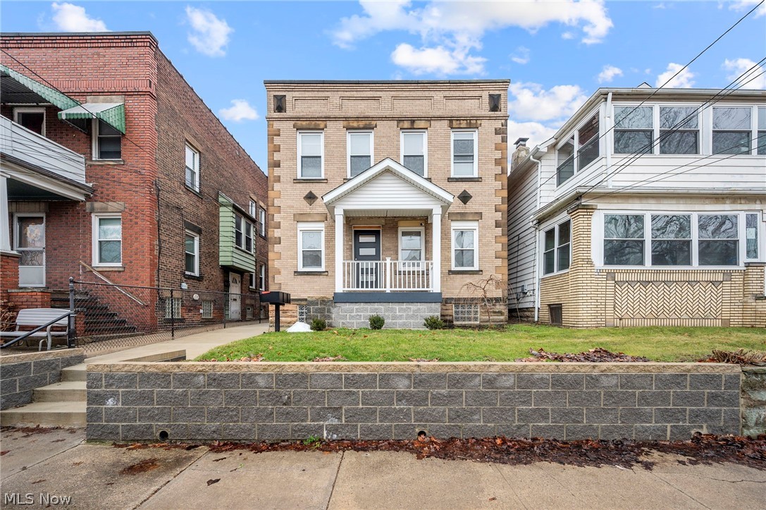 2109 Murray Hill Road Cleveland OH 44106