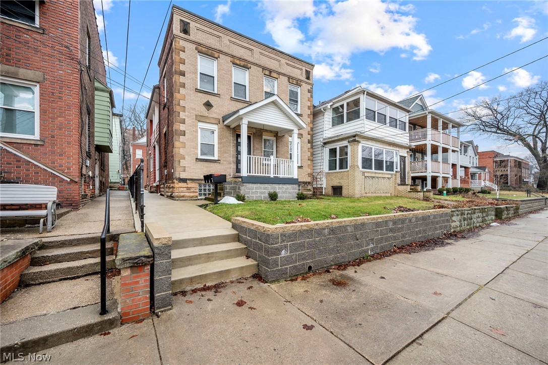 2109 Murray Hill Road Cleveland OH 44106