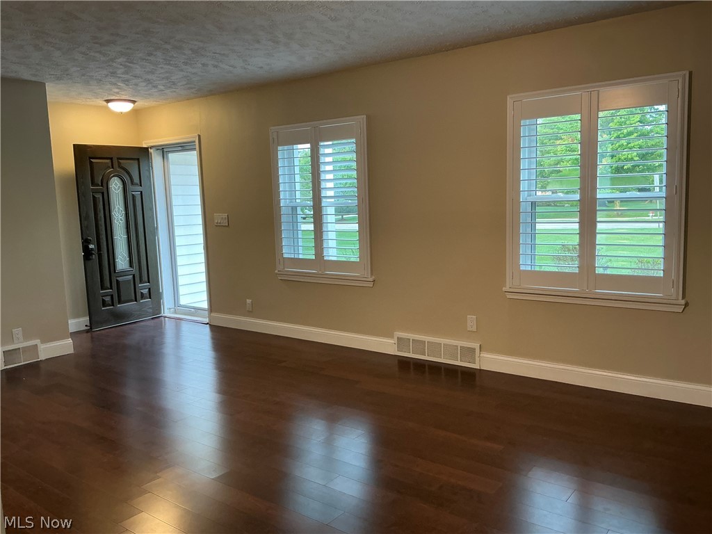 3653 Brainard Road Woodmere OH 44122