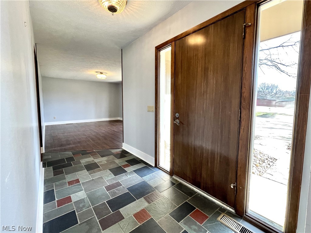 9790 Pebble Brook Lane Strongsville OH 44149