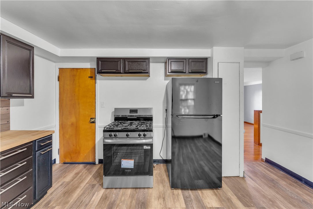 77 Solon Road Bedford OH 44146