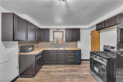77 Solon Road Bedford OH 44146