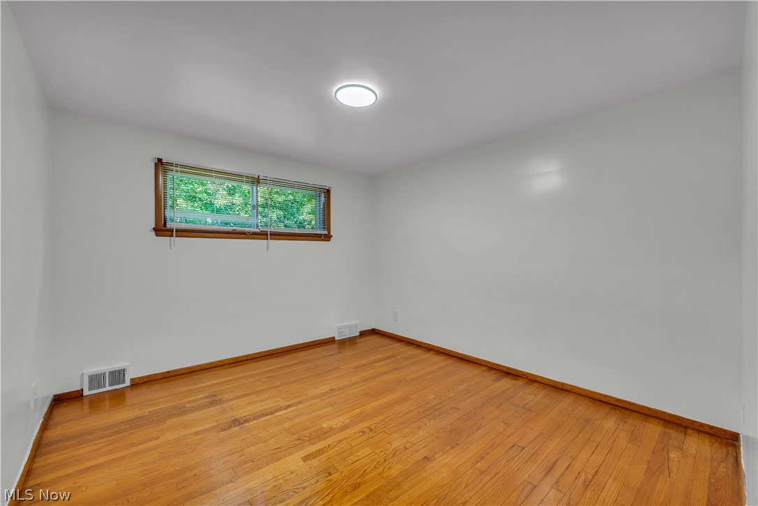 77 Solon Road Bedford OH 44146
