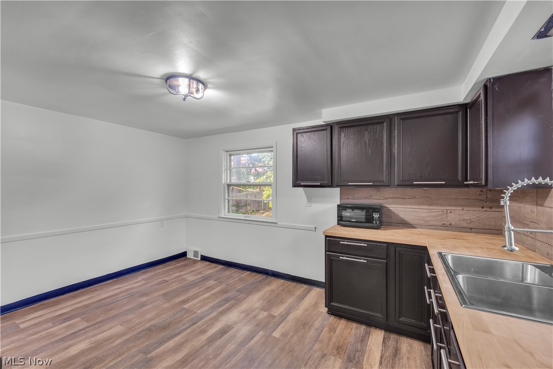 77 Solon Road Bedford OH 44146