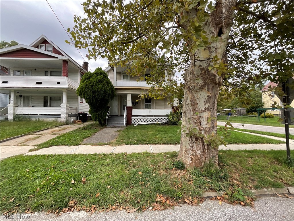 726 E 117th Street Cleveland OH 44108