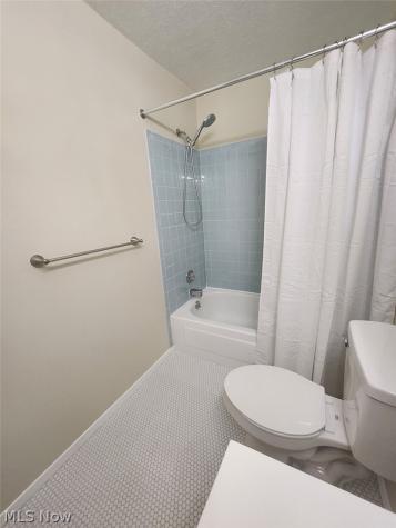 216 Moore Road Avon Lake OH 44012