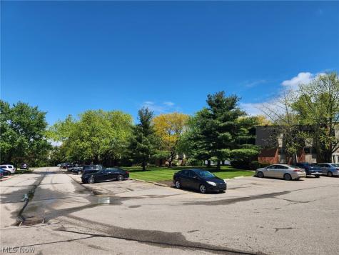 216 Moore Road Avon Lake OH 44012