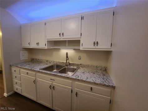 216 Moore Road Avon Lake OH 44012