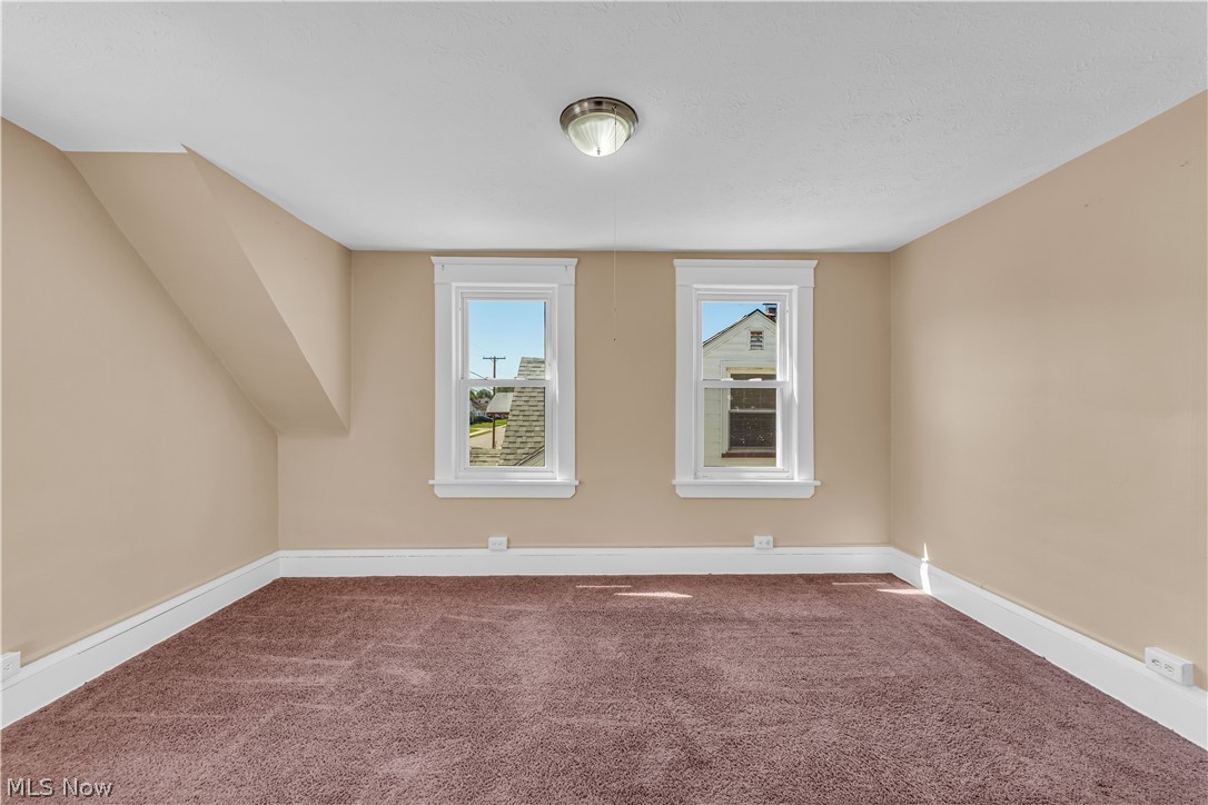 12520 Carrington Avenue Cleveland OH 44135