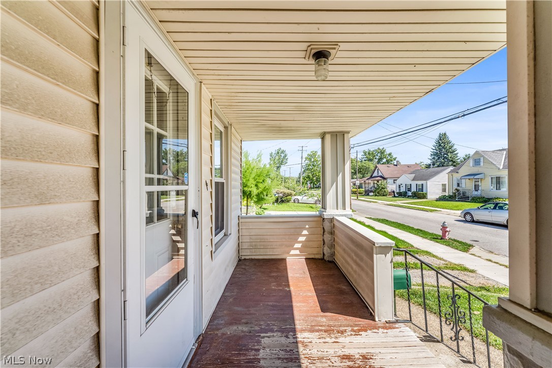 12520 Carrington Avenue Cleveland OH 44135